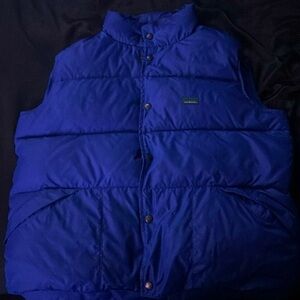 Selling l.l bean trail model down vest only have been worn twice.
